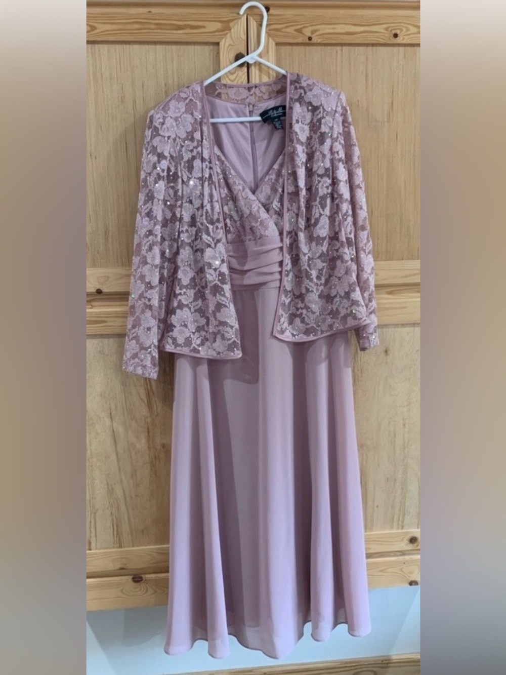 R & M Collection Elegant Blush Pink Lace & Chiffon SequinEvening Dress & Jacket